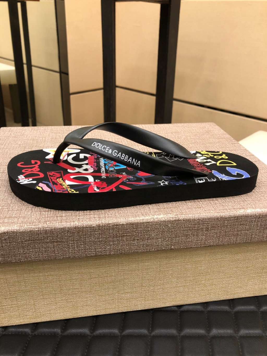 D*G slipper